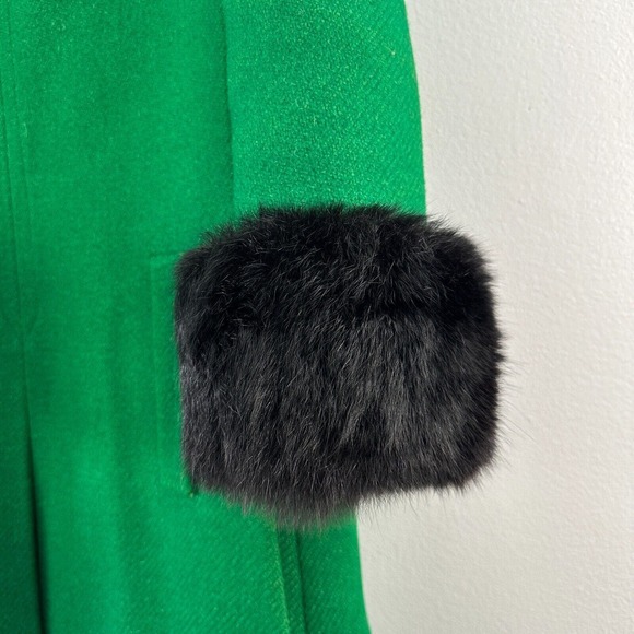 Black Fur Collar Cuff Green Modern Deb Coat 1960s Womans Small - Picture 5 of 16